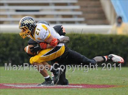 Thumbnail 2 in Murphy vs. Wallace-Rose Hill (NCHSAA 1A Final) photogallery.