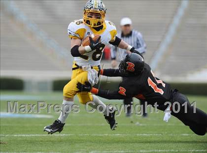 Thumbnail 3 in Murphy vs. Wallace-Rose Hill (NCHSAA 1A Final) photogallery.