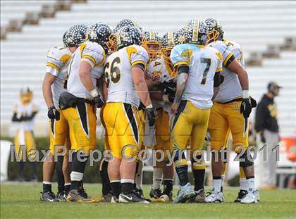 Thumbnail 3 in Murphy vs. Wallace-Rose Hill (NCHSAA 1A Final) photogallery.