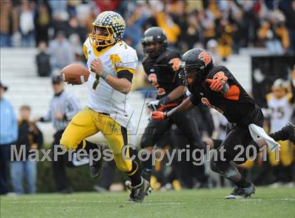 Thumbnail 1 in Murphy vs. Wallace-Rose Hill (NCHSAA 1A Final) photogallery.
