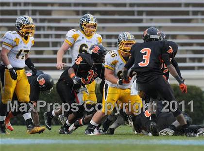 Thumbnail 3 in Murphy vs. Wallace-Rose Hill (NCHSAA 1A Final) photogallery.