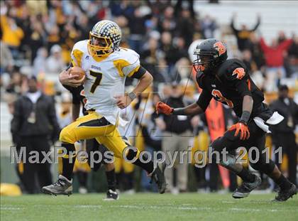 Thumbnail 3 in Murphy vs. Wallace-Rose Hill (NCHSAA 1A Final) photogallery.