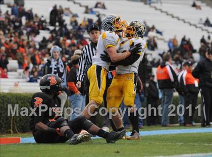 Thumbnail 3 in Murphy vs. Wallace-Rose Hill (NCHSAA 1A Final) photogallery.
