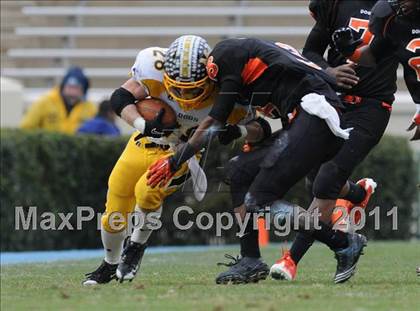Thumbnail 2 in Murphy vs. Wallace-Rose Hill (NCHSAA 1A Final) photogallery.