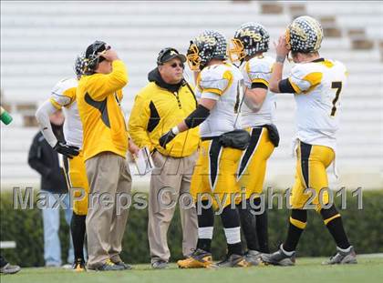 Thumbnail 2 in Murphy vs. Wallace-Rose Hill (NCHSAA 1A Final) photogallery.