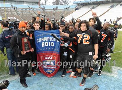 Thumbnail 2 in Murphy vs. Wallace-Rose Hill (NCHSAA 1A Final) photogallery.