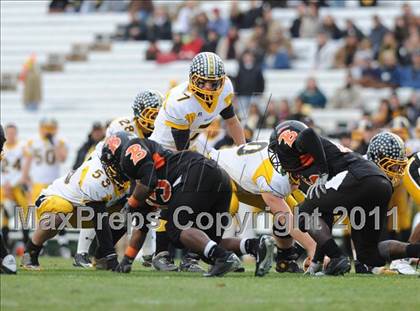 Thumbnail 1 in Murphy vs. Wallace-Rose Hill (NCHSAA 1A Final) photogallery.