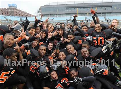 Thumbnail 3 in Murphy vs. Wallace-Rose Hill (NCHSAA 1A Final) photogallery.