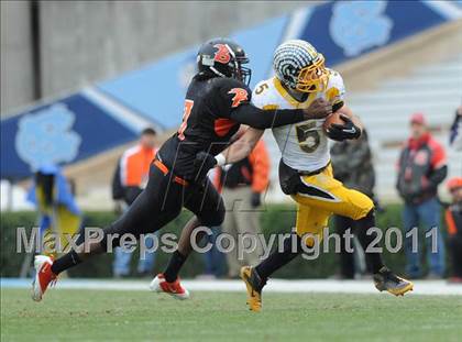Thumbnail 3 in Murphy vs. Wallace-Rose Hill (NCHSAA 1A Final) photogallery.