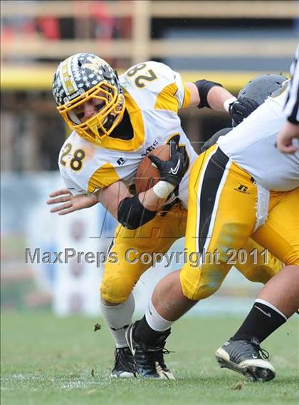 Thumbnail 2 in Murphy vs. Wallace-Rose Hill (NCHSAA 1A Final) photogallery.