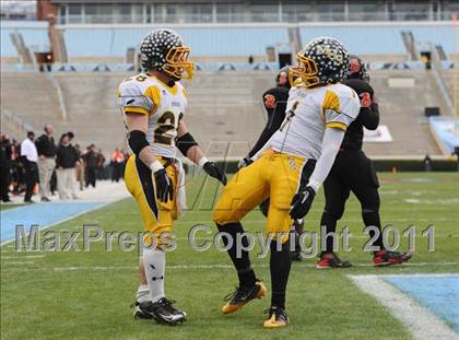 Thumbnail 1 in Murphy vs. Wallace-Rose Hill (NCHSAA 1A Final) photogallery.