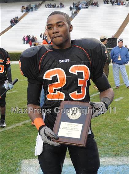 Thumbnail 2 in Murphy vs. Wallace-Rose Hill (NCHSAA 1A Final) photogallery.