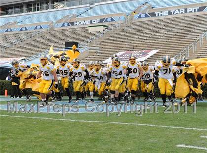 Thumbnail 3 in Murphy vs. Wallace-Rose Hill (NCHSAA 1A Final) photogallery.