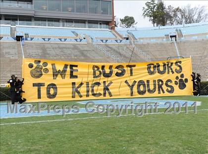 Thumbnail 3 in Murphy vs. Wallace-Rose Hill (NCHSAA 1A Final) photogallery.