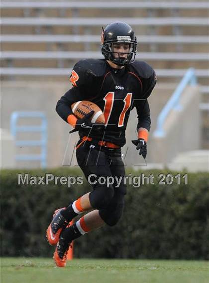 Thumbnail 2 in Murphy vs. Wallace-Rose Hill (NCHSAA 1A Final) photogallery.
