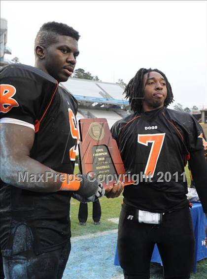 Thumbnail 3 in Murphy vs. Wallace-Rose Hill (NCHSAA 1A Final) photogallery.