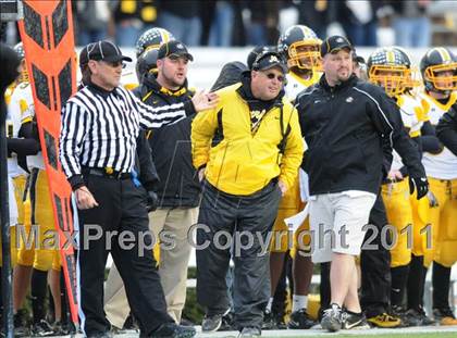 Thumbnail 3 in Murphy vs. Wallace-Rose Hill (NCHSAA 1A Final) photogallery.