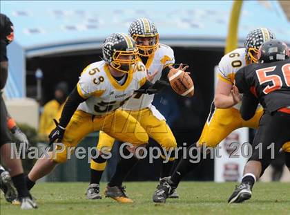 Thumbnail 2 in Murphy vs. Wallace-Rose Hill (NCHSAA 1A Final) photogallery.