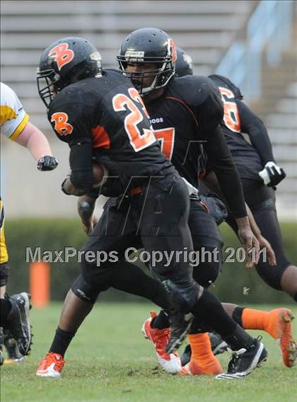 Thumbnail 2 in Murphy vs. Wallace-Rose Hill (NCHSAA 1A Final) photogallery.