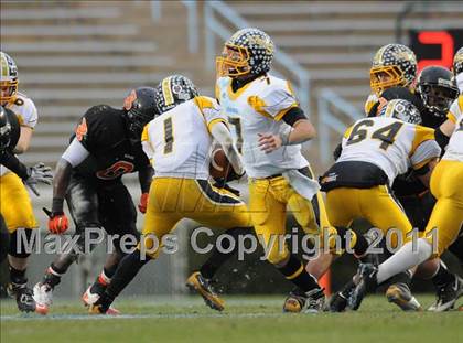 Thumbnail 2 in Murphy vs. Wallace-Rose Hill (NCHSAA 1A Final) photogallery.