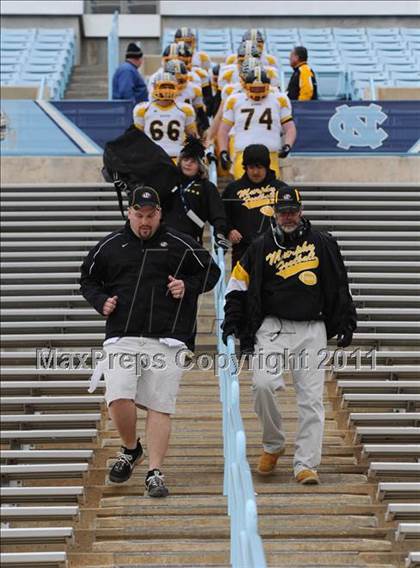 Thumbnail 1 in Murphy vs. Wallace-Rose Hill (NCHSAA 1A Final) photogallery.