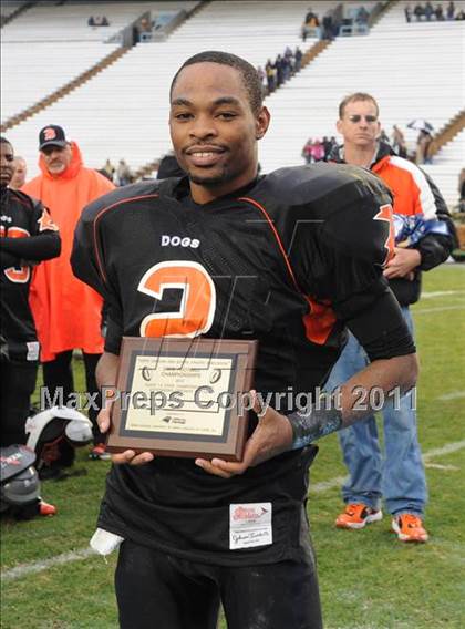 Thumbnail 3 in Murphy vs. Wallace-Rose Hill (NCHSAA 1A Final) photogallery.