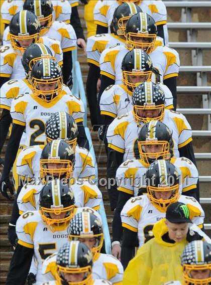 Thumbnail 1 in Murphy vs. Wallace-Rose Hill (NCHSAA 1A Final) photogallery.
