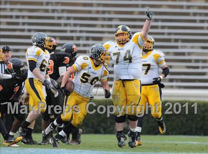Thumbnail 1 in Murphy vs. Wallace-Rose Hill (NCHSAA 1A Final) photogallery.
