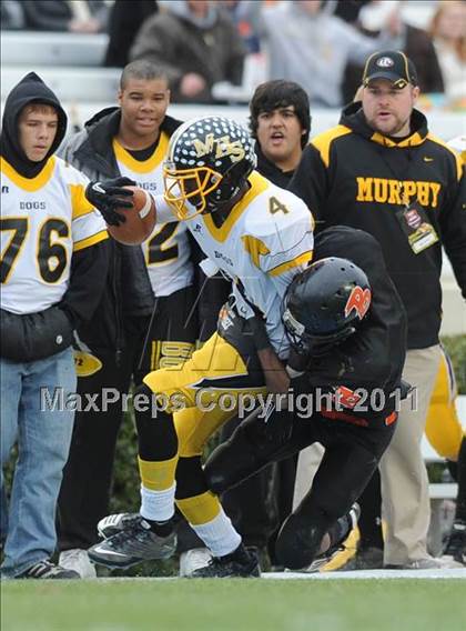 Thumbnail 3 in Murphy vs. Wallace-Rose Hill (NCHSAA 1A Final) photogallery.