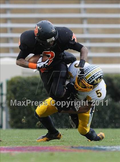 Thumbnail 3 in Murphy vs. Wallace-Rose Hill (NCHSAA 1A Final) photogallery.