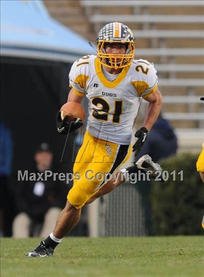 Thumbnail 1 in Murphy vs. Wallace-Rose Hill (NCHSAA 1A Final) photogallery.
