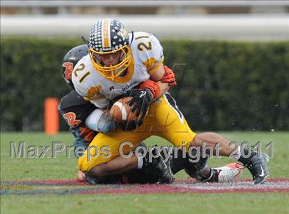 Thumbnail 3 in Murphy vs. Wallace-Rose Hill (NCHSAA 1A Final) photogallery.