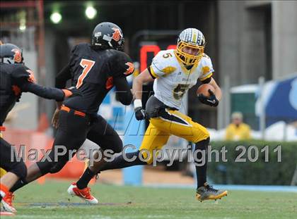 Thumbnail 2 in Murphy vs. Wallace-Rose Hill (NCHSAA 1A Final) photogallery.