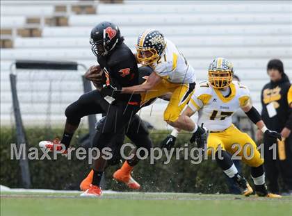 Thumbnail 3 in Murphy vs. Wallace-Rose Hill (NCHSAA 1A Final) photogallery.