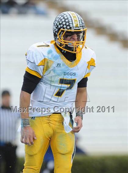 Thumbnail 1 in Murphy vs. Wallace-Rose Hill (NCHSAA 1A Final) photogallery.