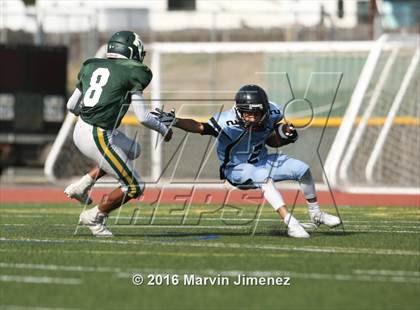 Thumbnail 3 in Royal vs Buena photogallery.