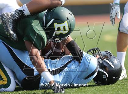 Thumbnail 1 in Royal vs Buena photogallery.