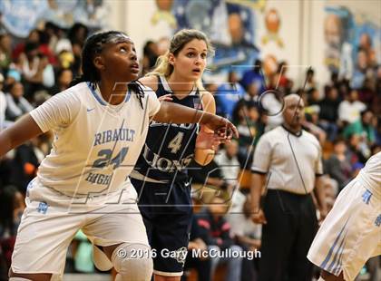 Thumbnail 1 in Potter's House Christian @ Ribault photogallery.