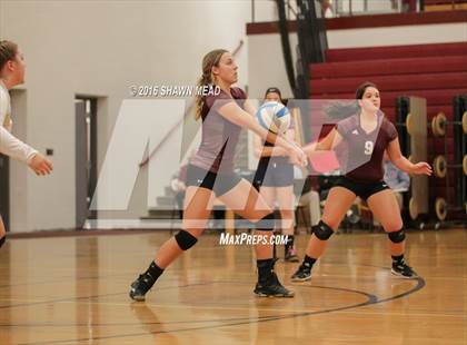 Thumbnail 1 in Fennville @ Watervliet photogallery.
