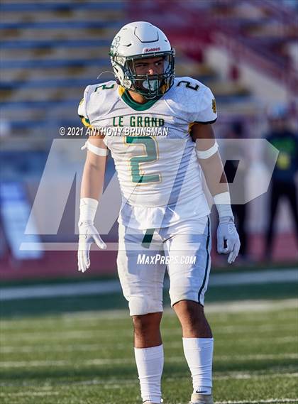 Thumbnail 3 in Woodland Christian vs. Le Grand (CIF SJS D7 Final) photogallery.