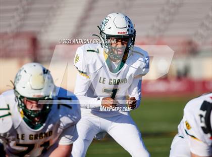 Thumbnail 1 in Woodland Christian vs. Le Grand (CIF SJS D7 Final) photogallery.