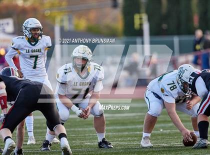 Thumbnail 2 in Woodland Christian vs. Le Grand (CIF SJS D7 Final) photogallery.