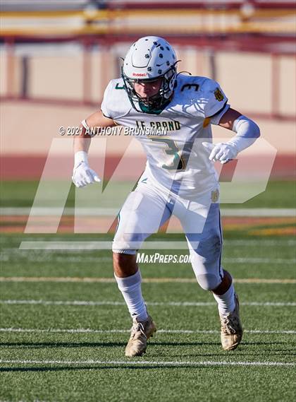 Thumbnail 2 in Woodland Christian vs. Le Grand (CIF SJS D7 Final) photogallery.
