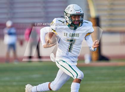 Thumbnail 3 in Woodland Christian vs. Le Grand (CIF SJS D7 Final) photogallery.