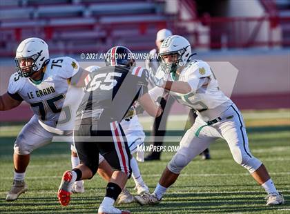 Thumbnail 3 in Woodland Christian vs. Le Grand (CIF SJS D7 Final) photogallery.