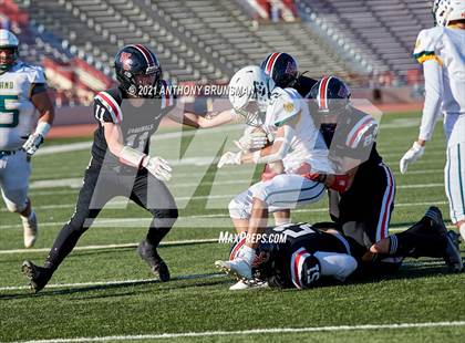 Thumbnail 2 in Woodland Christian vs. Le Grand (CIF SJS D7 Final) photogallery.