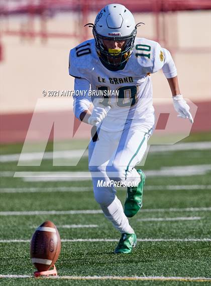 Thumbnail 2 in Woodland Christian vs. Le Grand (CIF SJS D7 Final) photogallery.