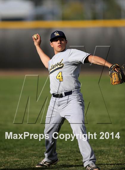 Thumbnail 2 in Walden Grove vs Eastwood (Panther Invitational Championship) photogallery.