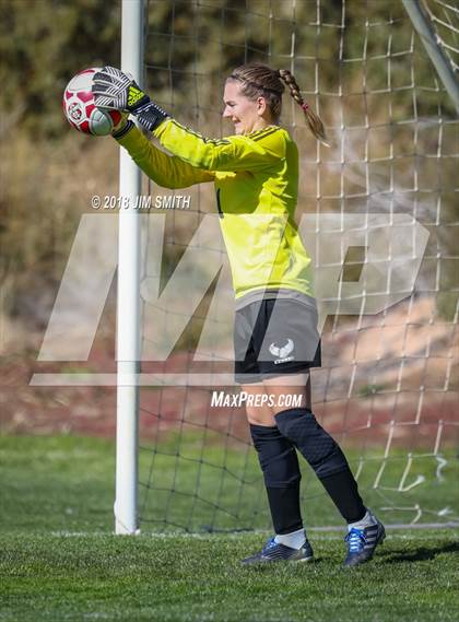 Thumbnail 1 in La Cueva @ Centennial (NMAA 5A Quarterfinal) photogallery.