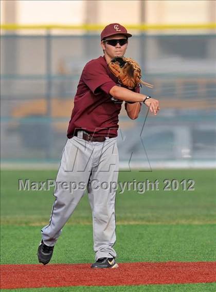 Thumbnail 2 in Colbert @ Krum photogallery.